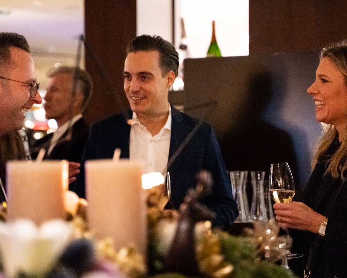 Weihnachtsbuffet am Abend