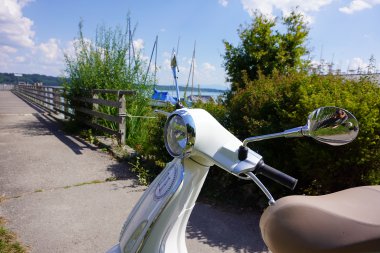 Per Vespa rund um den Starnberger See, Bild 1/1